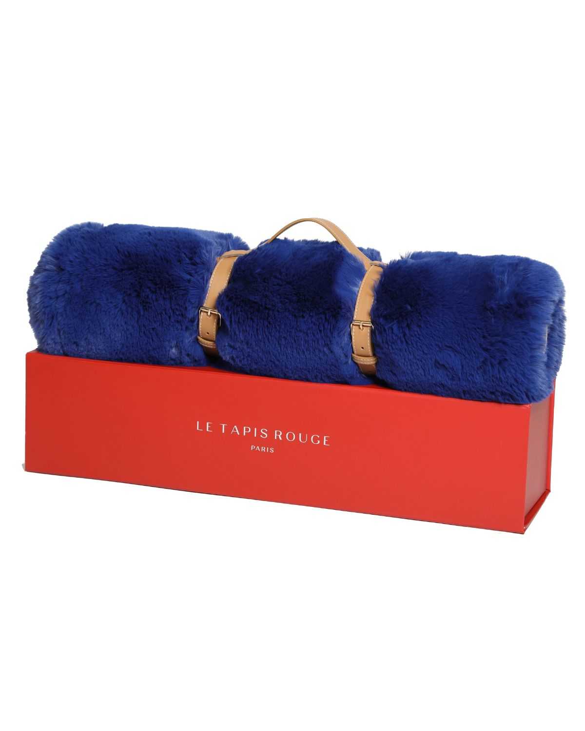 Le Tapis Londres | Le Tapis Rouge Paris | Luxury synthetic fur rug for dogs and cats